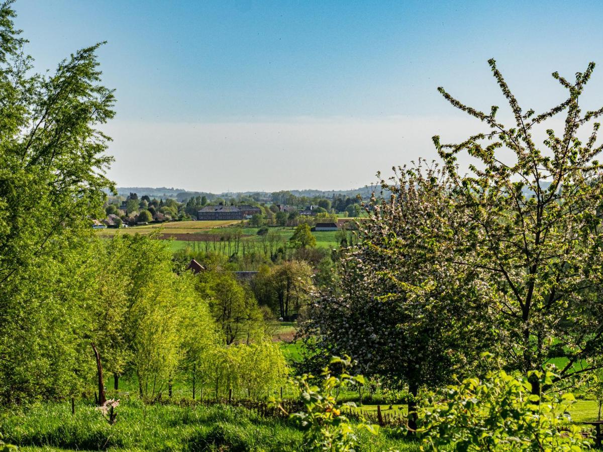 Holiday Home Les Plachettes Flobecq Bagian luar foto