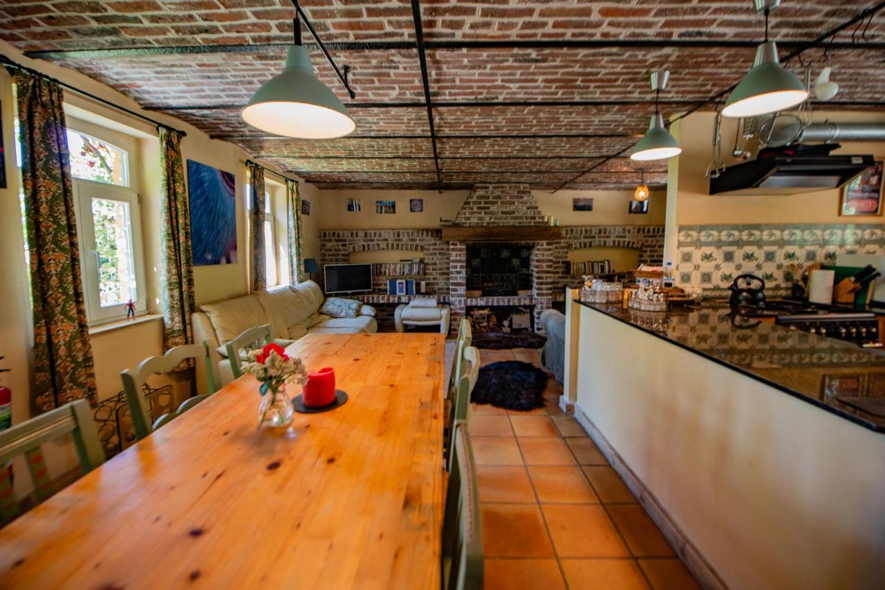 Holiday Home Les Plachettes Flobecq Bagian luar foto