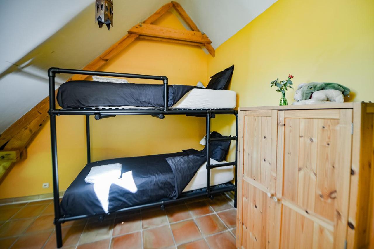Holiday Home Les Plachettes Flobecq Bagian luar foto